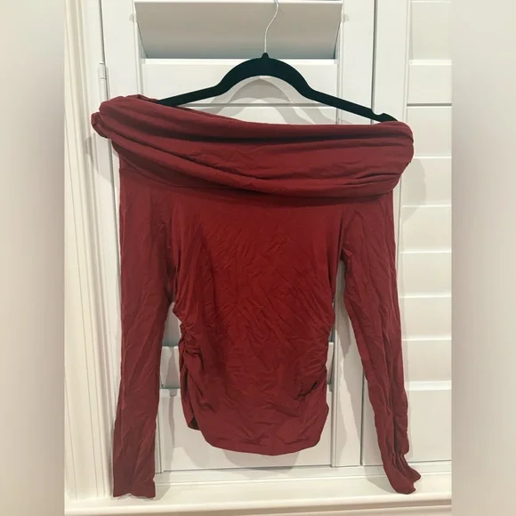 Reformation Florentina Off Shoulder Long Sleeve Top - Picture 3 of 5